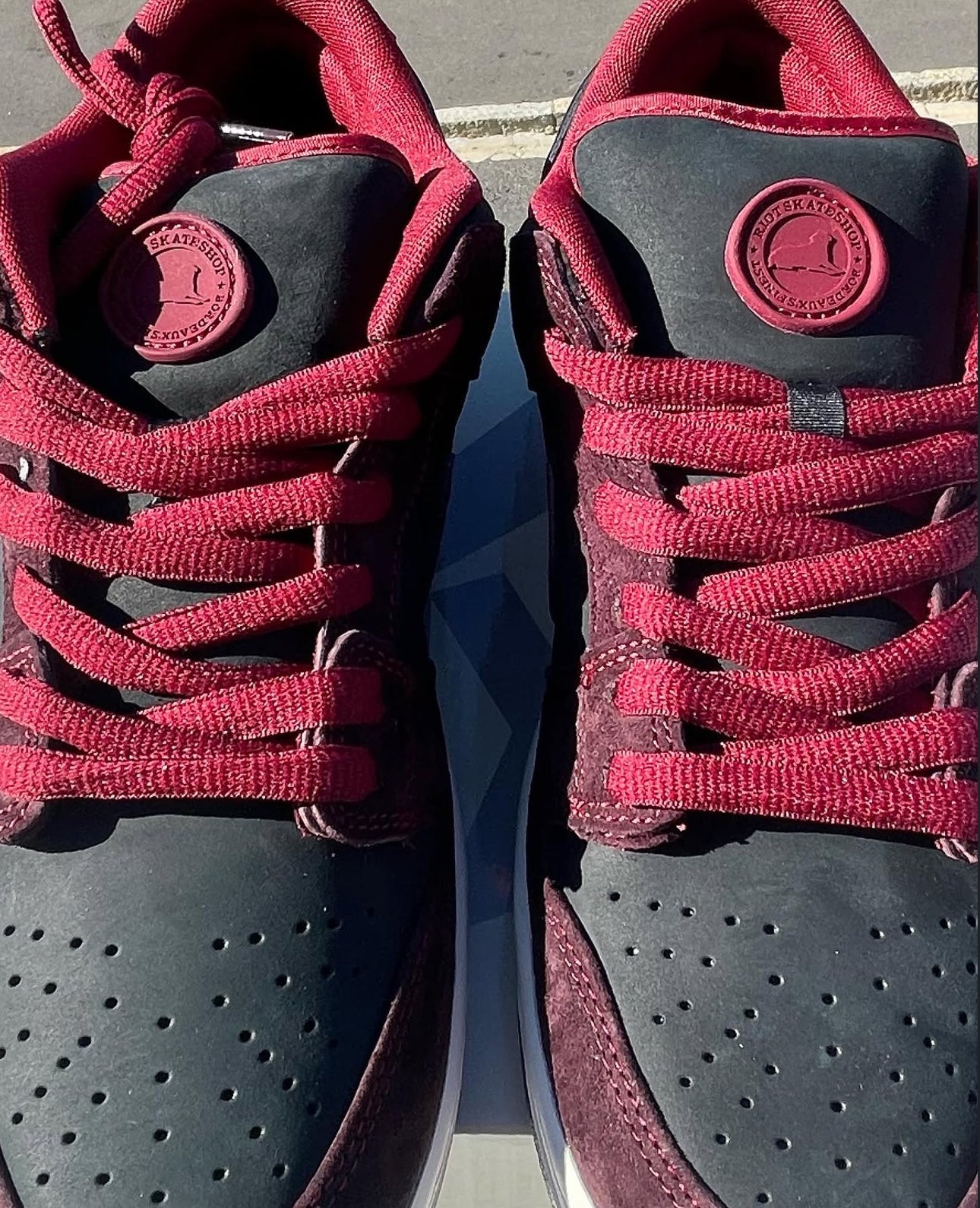 NIKE SB RIOT